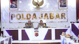 Wakapolda Jawa Barat, Brigjen Pol. Bariza Sulfi, mendampingi Tim Penelitian dari Akademi Kepolisian (Akpol) yang dipimpin oleh Irjen Pol Drs. M. Hendra.S. M.Si dalam memberikan pembekalan kepada Perwira lulusan Akpol Tahun 2020-2022