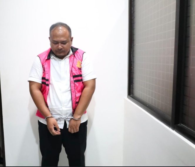 
					Tersangka Dugaan Korupsi Pengangkutan Sampah di Dinas LHK Tangerang Selatan Bertambah Menjadi Tiga Orang