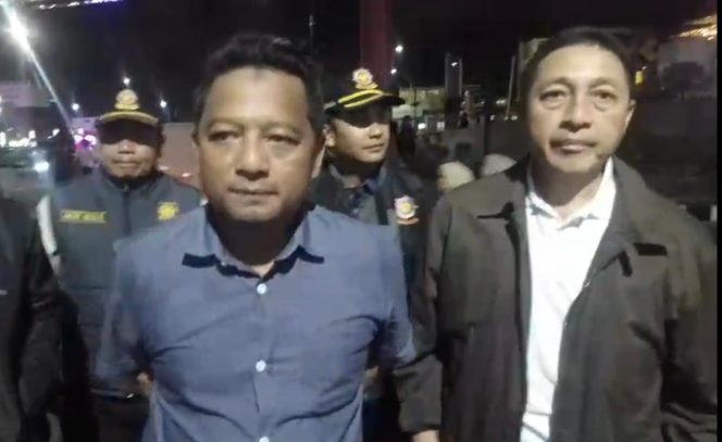 
					Satpol PP Tebang Pilih Tegakkan Perbup di Taman Kota Kuningan, KDM Ikut “Diseret Seret”