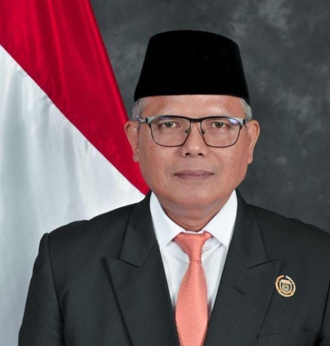 
Ketua Komisi 2 DPRD Terperangkap dalam Peran Ganda: Pengawas vs. “Tim Sukses”