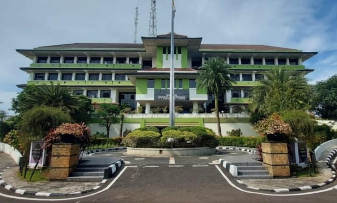 
					Birokrasi Mewah vs. Rakyat Sengsara: Ironi APBD di Kabupaten Tangerang