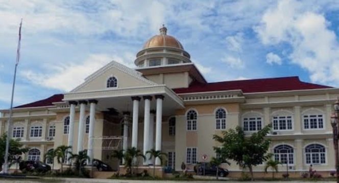 
					Dugaan Pajak Ganda Galian C Balut Mencuat: Pemkab Pungut Pajak dari Tambang Sekaligus Kontraktor, Malpraktik Anggaran Kian Nyata