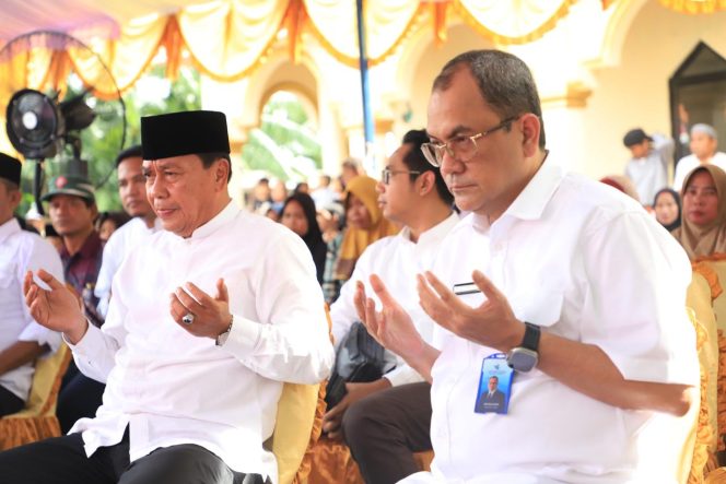 
					Membawa Kesegaran untuk Warga Jatiwaringin: PERUMDAM TKR Berikan 250 Sambungan Air Gratis