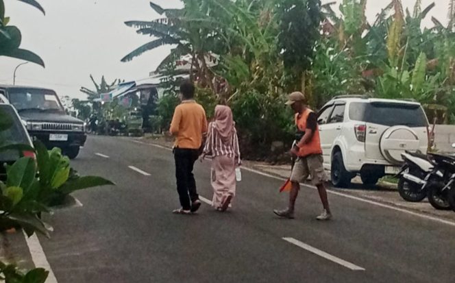 
					Viral Dugaan Pelanggaran Etika Oknum Kepala Sekolah SDN 2 Dompyong Wetan H. Maksum Jadi Sorotan Publik Dengan Perselingkuhannya