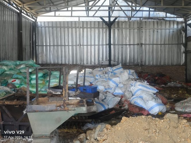 
					Pabrik Pakan Ayam di Neglasari Beroperasi Tanpa Izin, Satpol PP Diminta Segel Lokasi