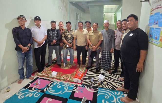 
					Memetik Pelajaran dari Sukasari: Saat Administrasi dan Demokrasi Warga Diuji di Tingkat RW