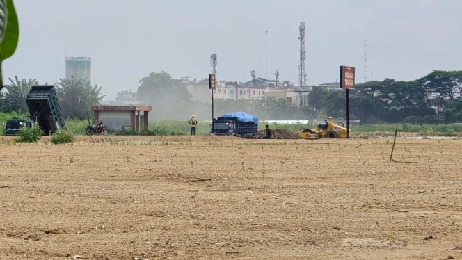 
					Truk Diamankan, Alat Berat Tak Diamankan, Oknum APH Diduga Beking Galian C Ilegal di Deli Serdang.