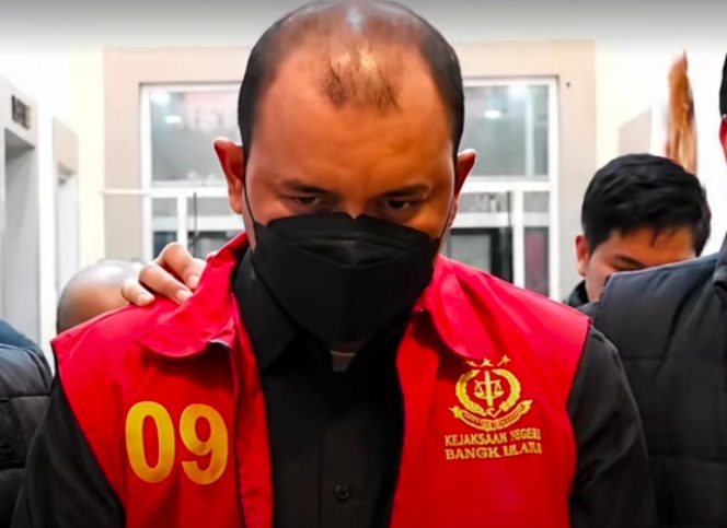 
					Kejati Sumsel Lakukan OTT: Menyingkap Sisi Gelap Pemerasan Dokumen Kapal di Sungai Lumpur