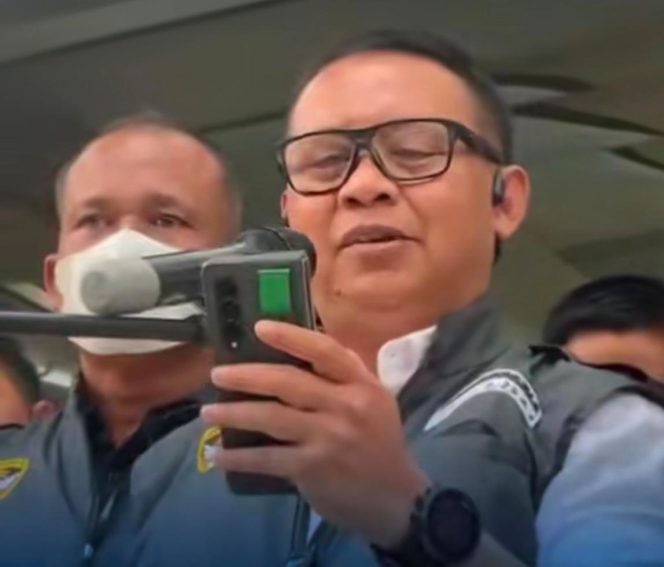 
					BREAKING: Geledah 4 Titik, Penyidik Sita 3 Koper Dokumen Kasus Korupsi Pabrik Gula PTPN XI Rp645 M