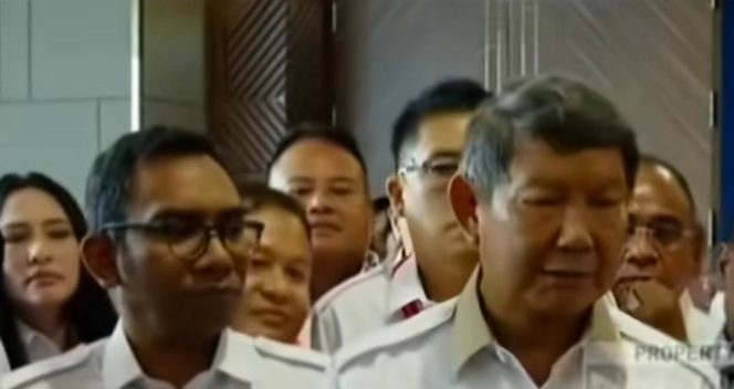
					Hashim Tegaskan Program Makan Bergizi Gratis (MBG) Tetap Berlanjut, Guna Berantas Stunting dan Kelaparan