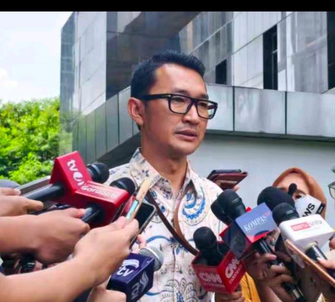 
					Mangkir Lagi! KPK Ultimatum Anggota DPR RI Fraksi Gerindra Heri Gunawan dan Istri