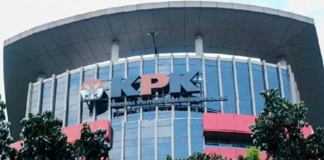 
					Dugaan Suap Audit Muara Enim: KPK Geledah Rumah Bobby