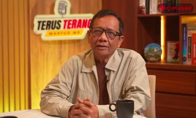 
					Soroti Pendirian Universitas Republik Indonesia, Mahfud MD: Saya Bukan Londo Ireng