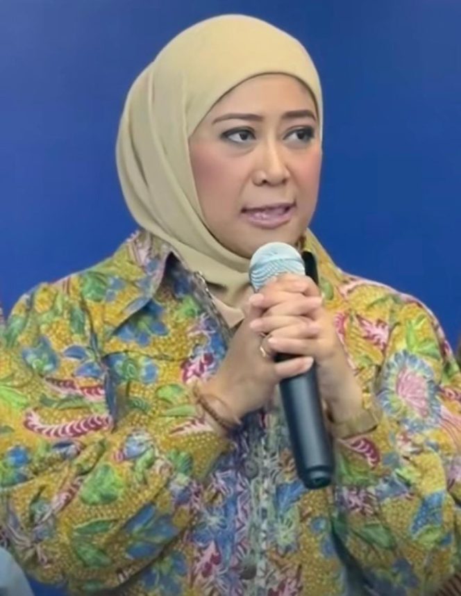 
					Soroti Sisi Etika dan UU PDP, Menkomdigi Tegaskan Perekaman Kacamata Pintar Tanpa Izin Adalah Pelanggaran