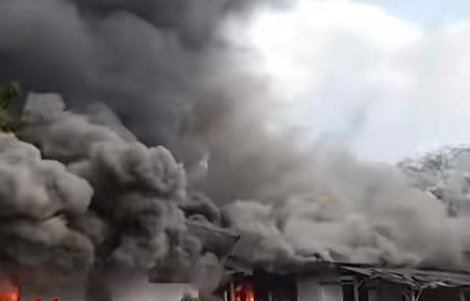 
					Konflik Lahan Memanas: Fasilitas PT BSA Dibakar di Lampung Tengah