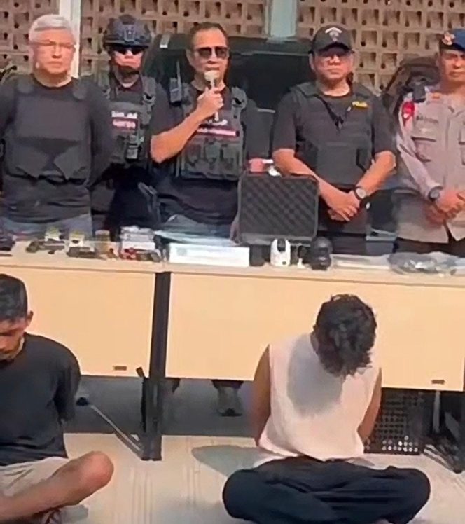 
					Sarang Narkoba Kampung Bahari Digerebek BNN: Bandar Buronan Diringkus