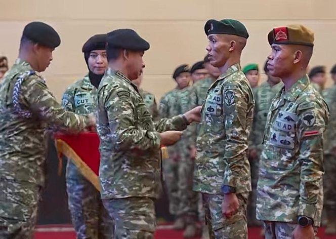 
					Jaga Merah Putih di Banda Aceh, 2 Prajurit TNI Dapat Kenaikan Pangkat Luar Biasa