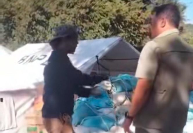 
					Klaim Logistik BNPB Melimpah Diprotes: Camat Lamba Leda Utara Tertekan Harus Bagi Bantuan Terbatas ke 21 Ribu Warga