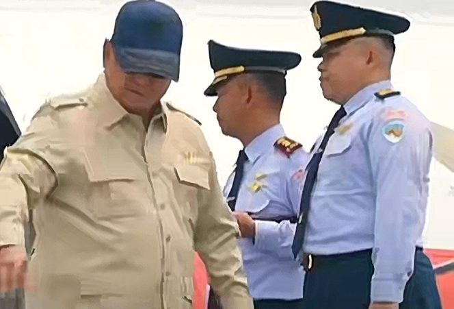 
					Tinjau Langsung Penanganan Karhutla di Kalimantan, Presiden Prabowo Perintahkan Komando Terpadu TNI-Polri
