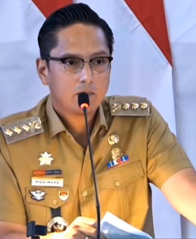 
					Aspirasi Warga Dimentahkan, Walikota Medan Tegur Keras Absensi Pimpinan DLH Saat Pembahasan Reses