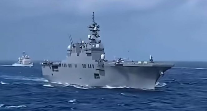 
					286 Hari Tanpa Menyentuh Daratan: Kapal Induk USS Abraham Lincoln Bersandar di Thailand
