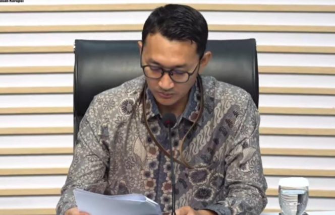 
					KPK Tetapkan 8 Tersangka Kasus Suap HGB PT Summarecon Bogor, Fahd Arafiq Kembali Terseret