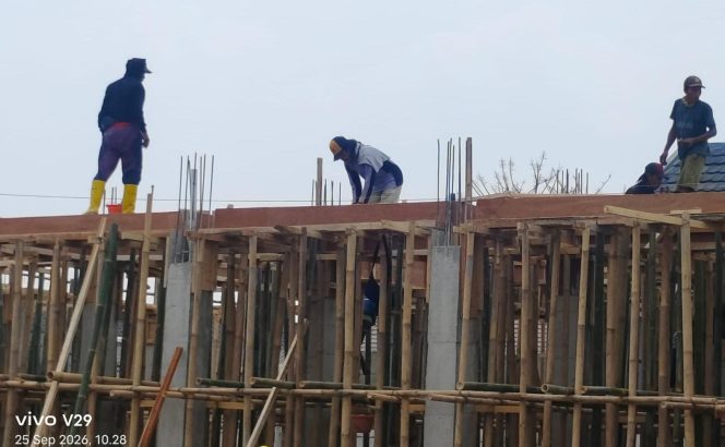 
					Nekat Jalan Tanpa Izin, Proyek Rp7,5 M Dindikbud Banten di Kota Tangerang Dinilai Ugal-ugalan
