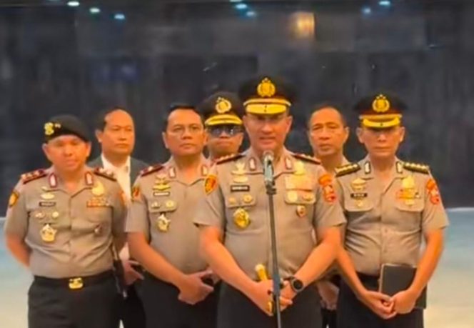 
					Komjen Suyudi Ario Seto Resmi Kantongi Tiket Jadi Kapolri