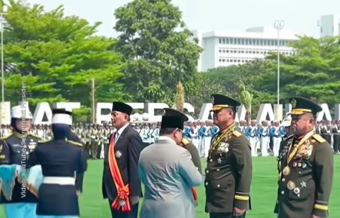 
					Presiden Prabowo Anugerahkan Bintang Mahaputera kepada 7 Tokoh TNI pada HUT Ke-81 TNI