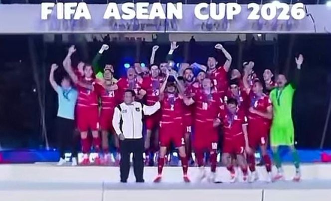 
					Malam Bersejarah di Stadion: Timnas Indonesia Angkat Trofi FIFA ASEAN Cup 2026 Di Hadapan Presiden RI