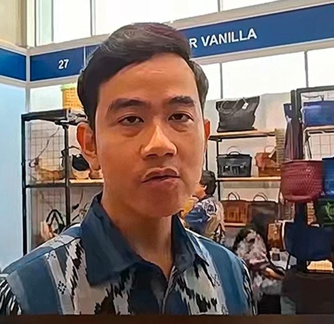 
					Respons Putusan MK, Wapres Gibran Tegaskan Kelulusan Pendidikan dan Fokus Bekerja