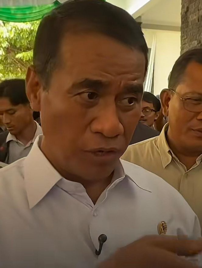 
					Sikap Defensif Mentan Amran Soal “Mafia Pangan”: Gertakan Politik atau Komitmen Nyata?