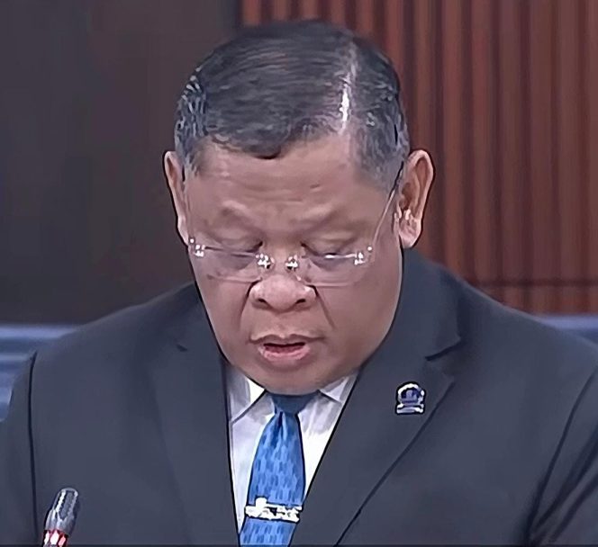 
					Unik Namun Menohok: Anggota Parlemen Malaysia Komplain Asap Karhutla ke Presiden Prabowo Gunakan Bahasa Jawa