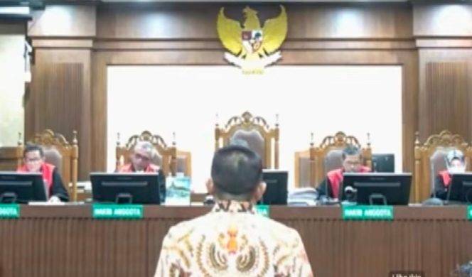 
					Eksepsi Febrie Adriansyah Ditolak, Pemeriksaan Pokok Perkara Dilanjutkan